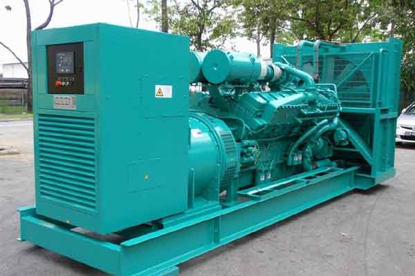 新沂柴油发电机组电压不稳定怎样维修？