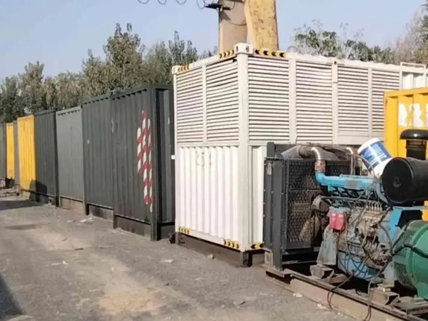 新沂200KW柴油发电机机组每小时油耗是多少？